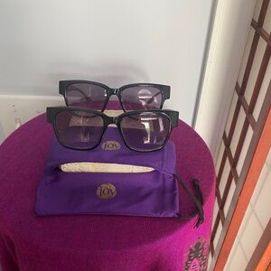 Reading sunglasses 2 pair New